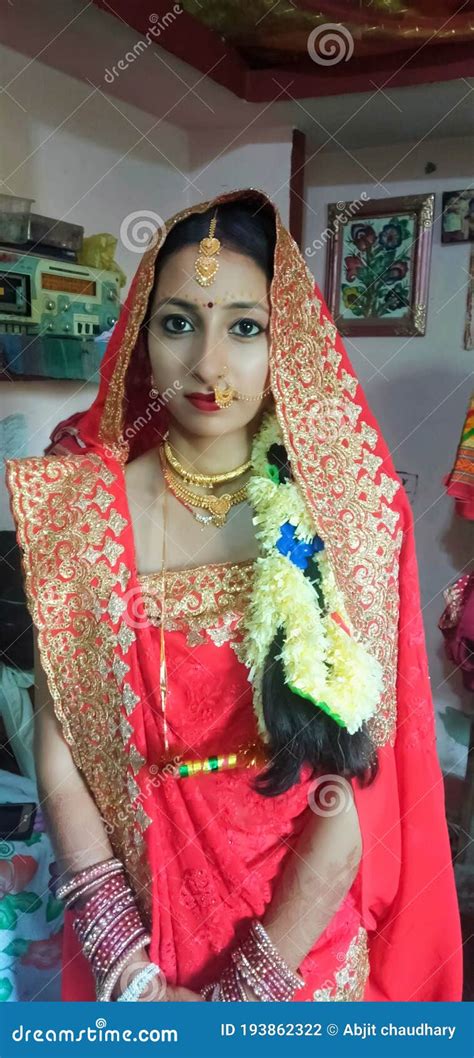 desi giral sex|Indian desi newly married girl want to hardcore fuck full sex。